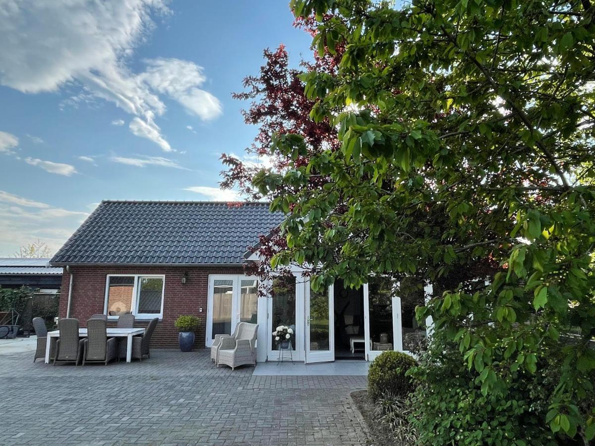 Gastenverblijf Bij De Buuren Dirksland Ngoại thất bức ảnh